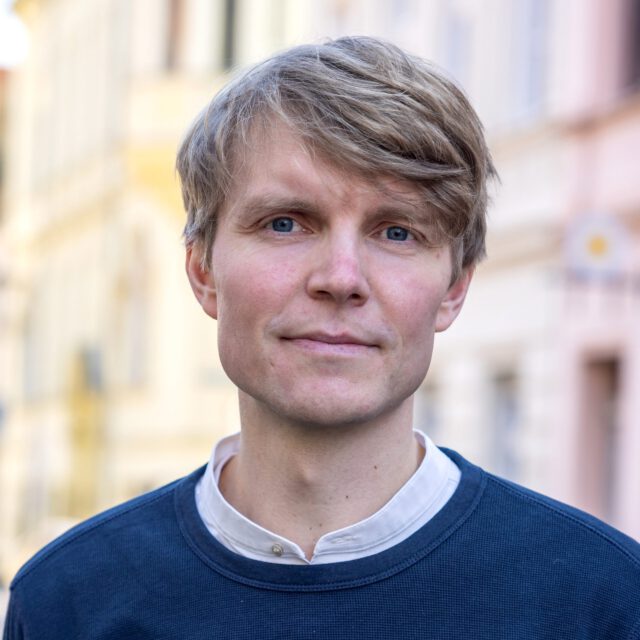 https://www.wmh-consult.de/wp-content/uploads/2025/03/250306_Sebastian-Rudolf2b-scaled-1-640x640.jpg